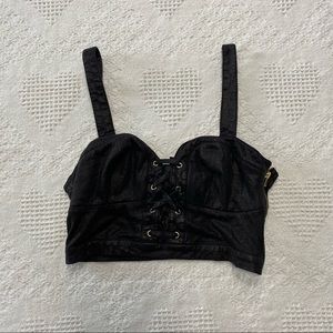 2B Bebe Crop Top (XS)